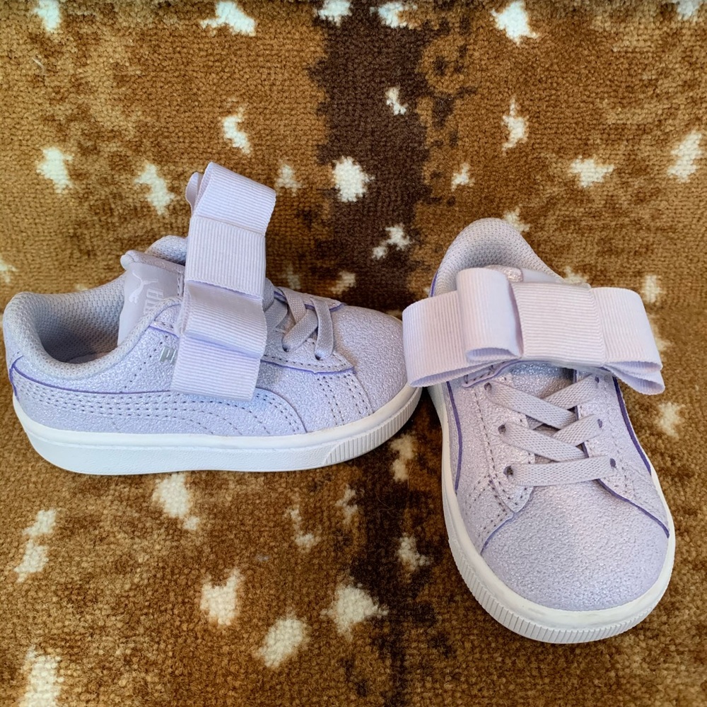 NWT Puma Toddler Sneakers with Bow - Size 5